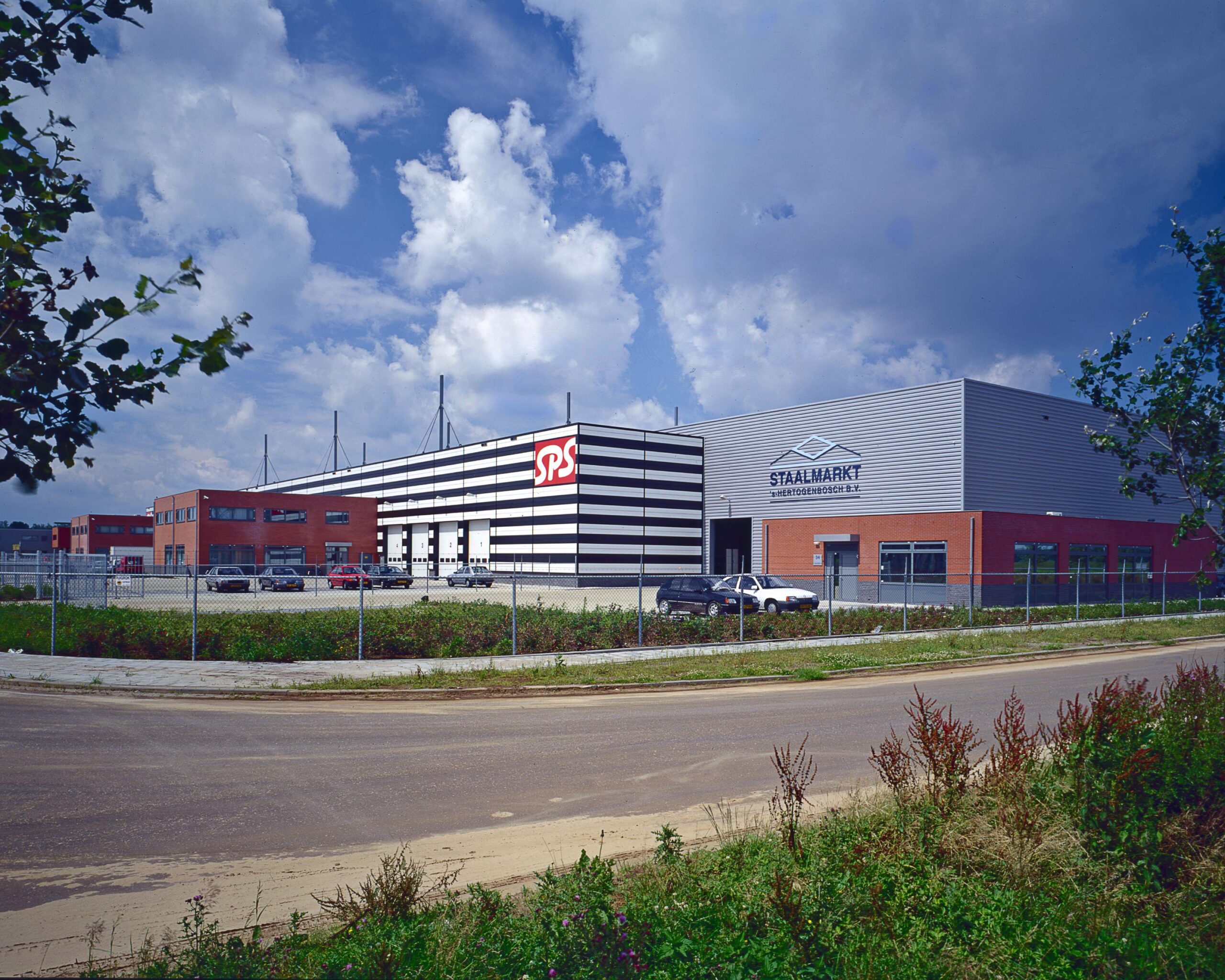 Den-Bosch-distributiecentrum-SPS.1