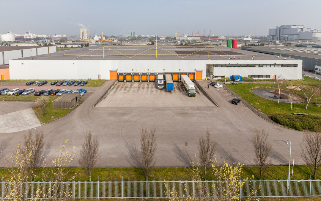Menlo Worldwide Logistics huurt ruim 15.000 m² logistieke bedrijfsruimte in Amsterdamse haven